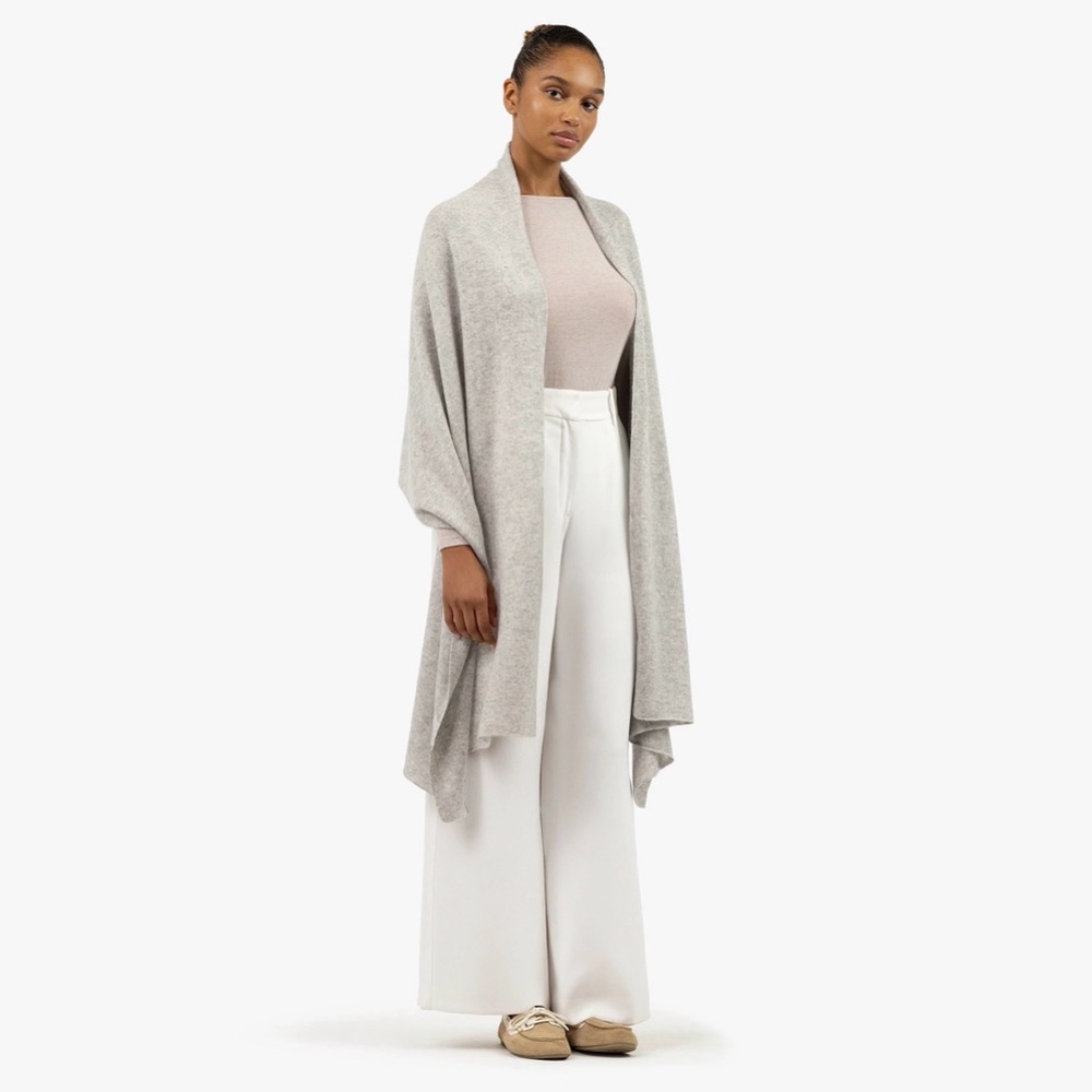 Italian Cashmere Wrap - Picture 8 of 8
